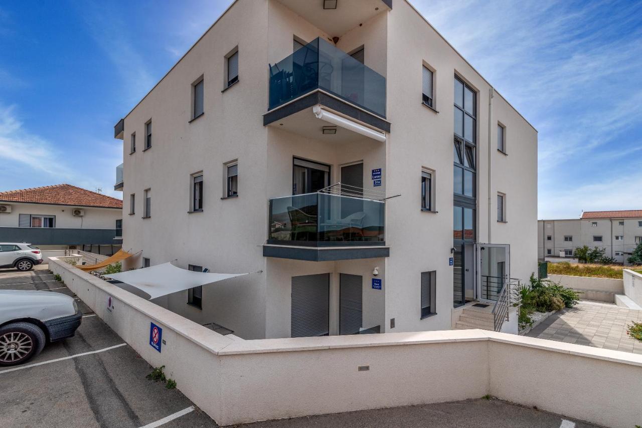 Apartman Lorena Trogir Exteriör bild