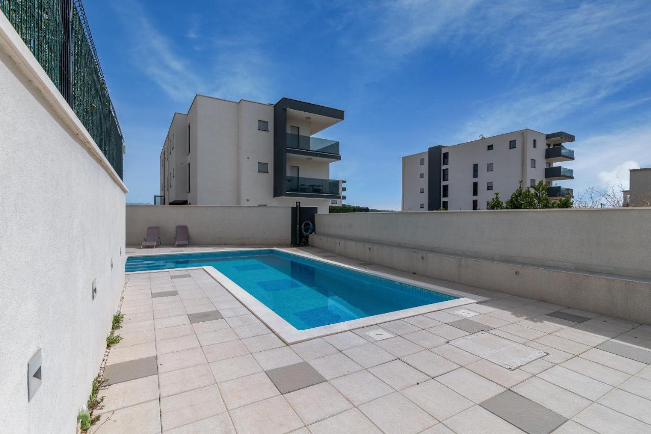 Apartman Lorena Trogir Exteriör bild