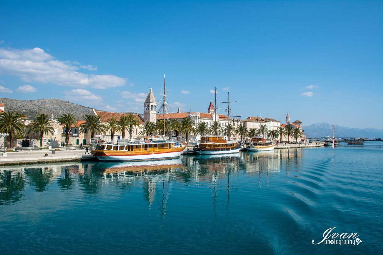 Apartman Lorena Trogir Exteriör bild